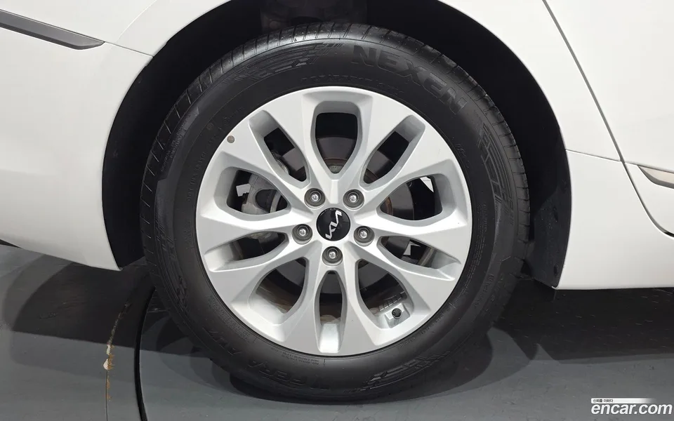 Kia K8 3.5 LPG 2WD 2022 — thumbnail 2