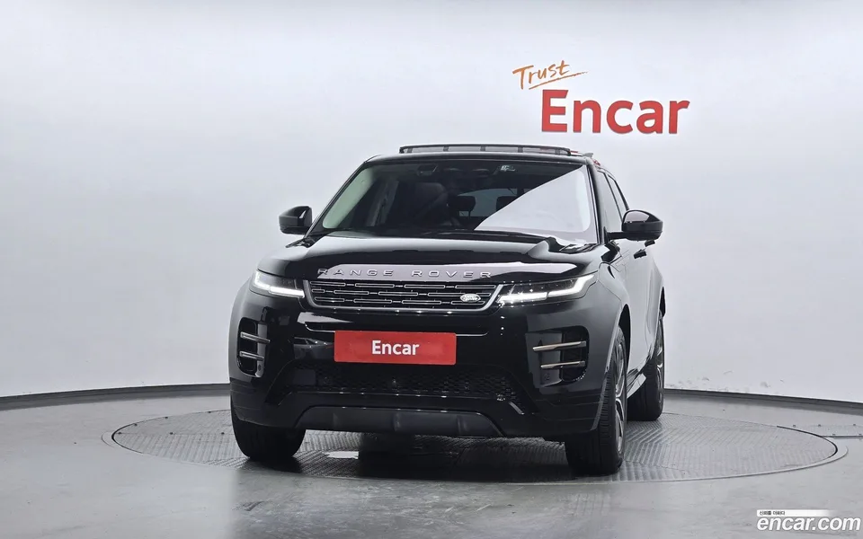 Land Rover Range Rover Evoque P250 SE 2025 — thumbnail 3