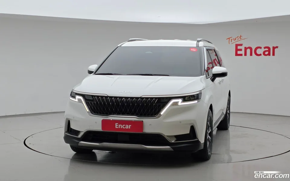 Kia Carnival 9 2022 — thumbnail 3