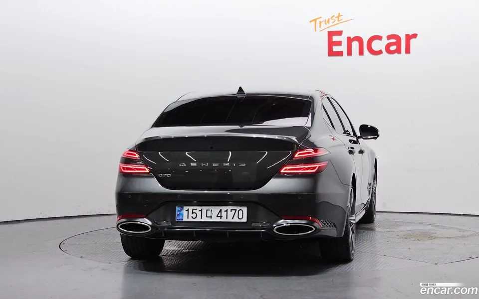 Genesis G70 3.3T 2WD 2025 — thumbnail 4