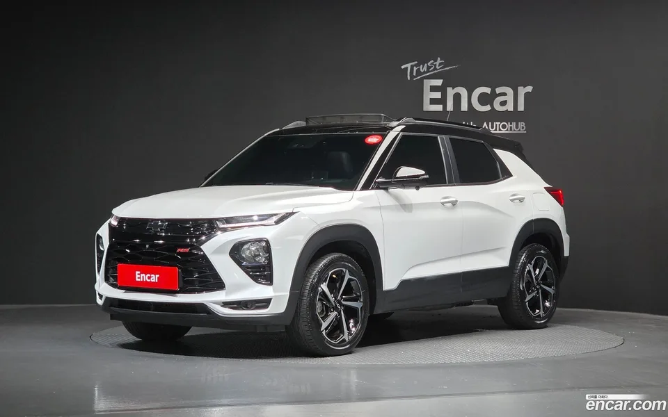 Chevrolet Trailblazer 1.3 4WD 2022 — photo 1, buy with delivery to Moscow