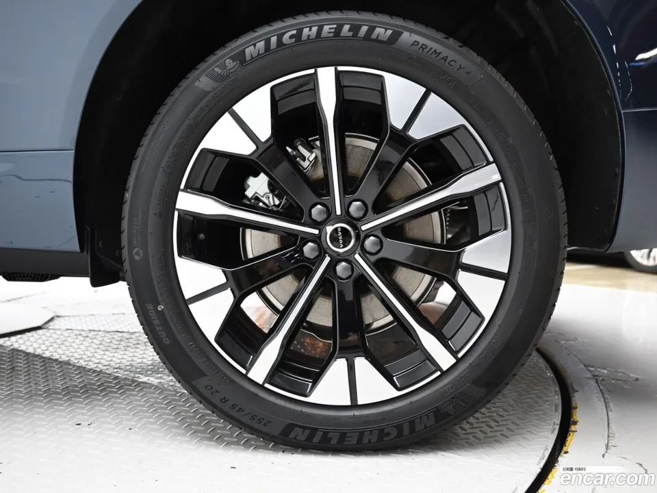 Volvo XC60 B5 2026 — миниатюра 5