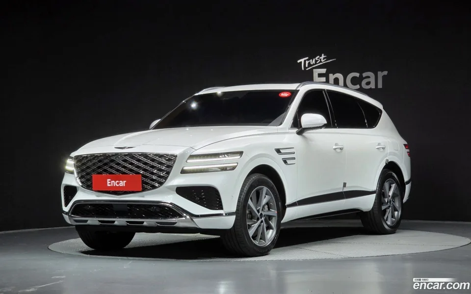 Genesis GV80 2.5T AWD 2026 — photo 1, buy with delivery to Moscow