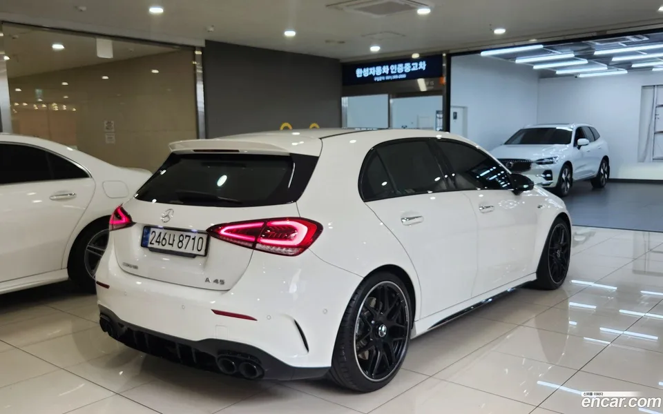 Mercedes-Benz A-Class AMG A45 4MATIC+ 2023 — thumbnail 4