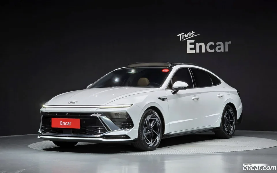 Hyundai Sonata The Edge 2.0 2023 — photo 1, buy with delivery to Moscow