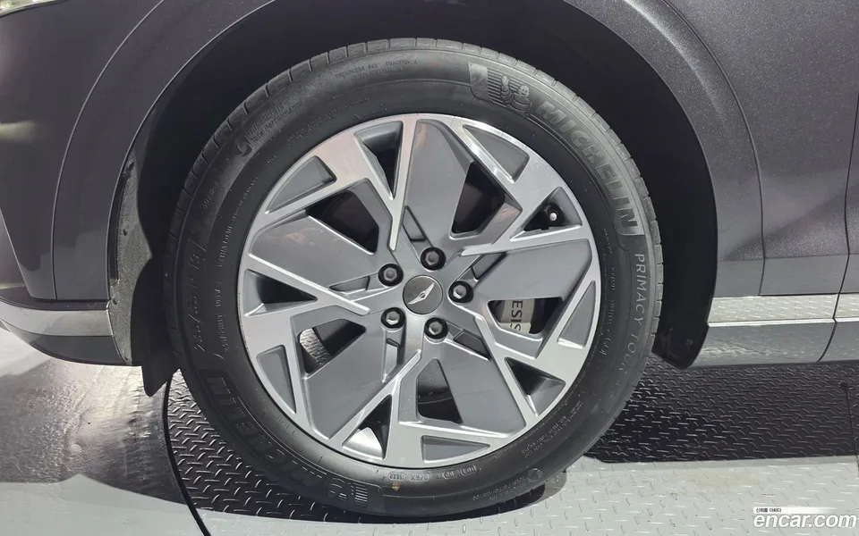 Genesis Electrified GV70 e-AWD 2022 — миниатюра 2