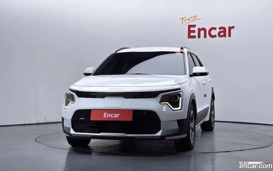 Kia Niro EV 2023 — thumbnail 3