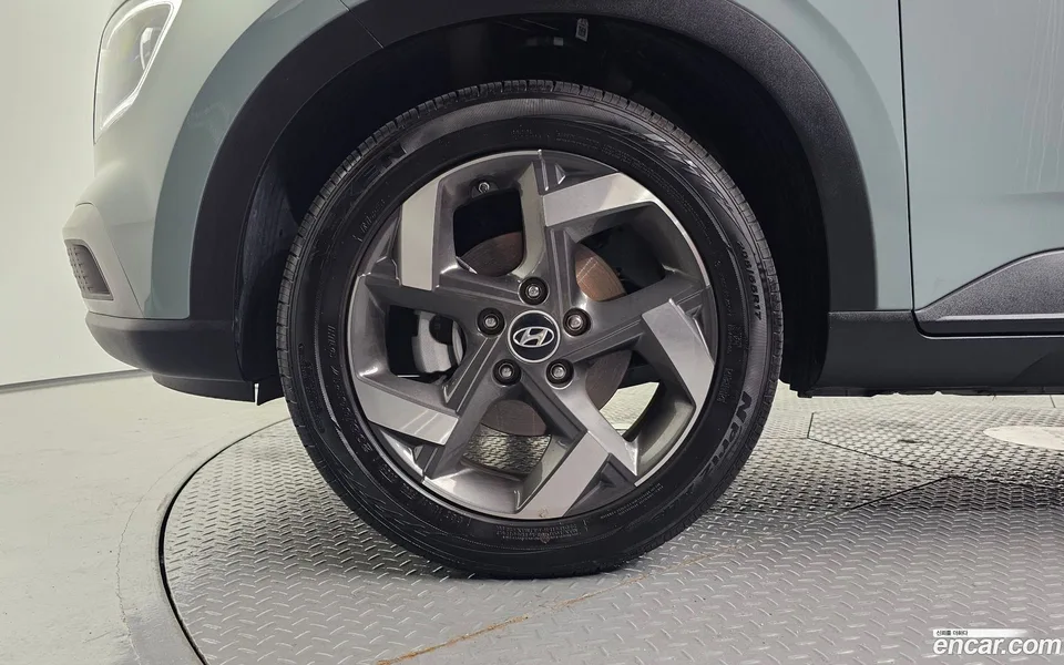 Hyundai Venue 1.6 2025 — thumbnail 2