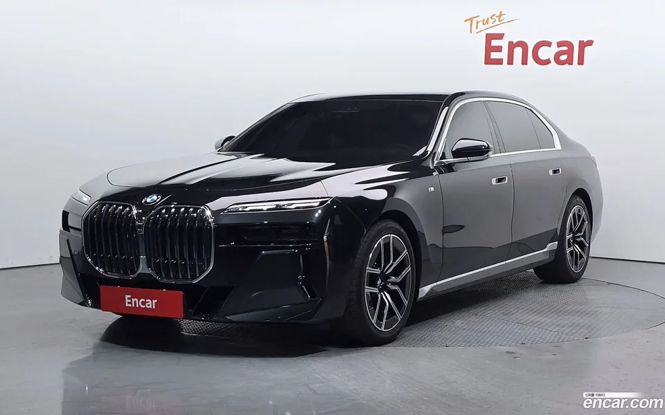 BMW 7 Series 740d xDrive M 2025 — photo 1, buy with delivery to Moscow