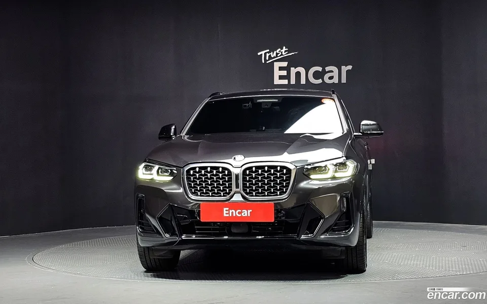 BMW X4 xDrive20i M 2022 — thumbnail 3