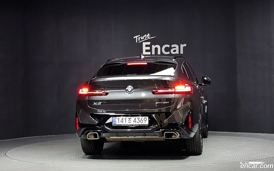BMW X4 xDrive20i M 2022 — thumbnail 4