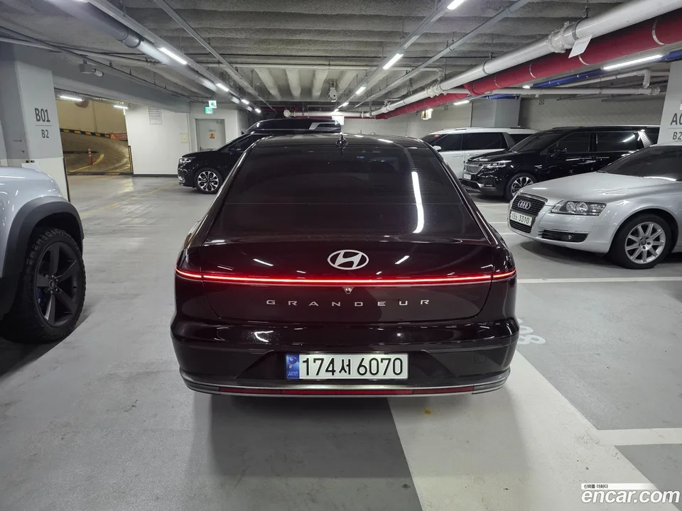 Hyundai Grandeur 2.5 2WD 2023 — thumbnail 2