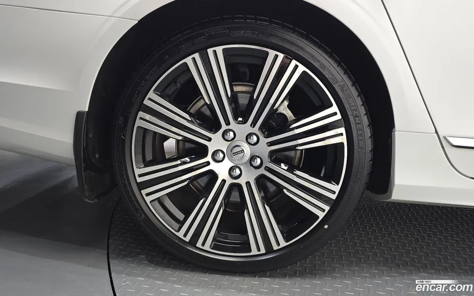 Volvo S90 B6 AWD 2023 — thumbnail 5
