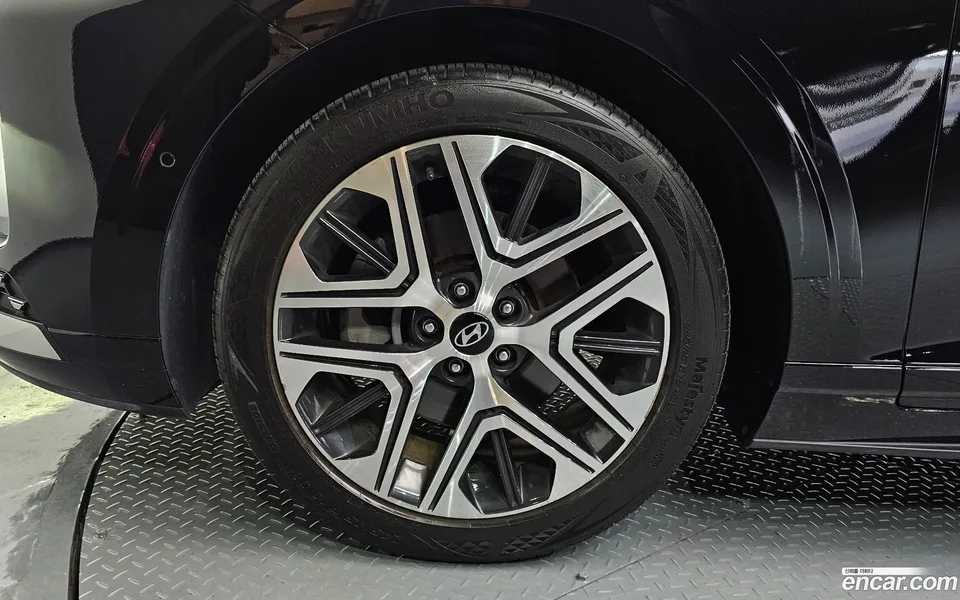 Hyundai Grandeur 2.5 2WD 2023 — thumbnail 5
