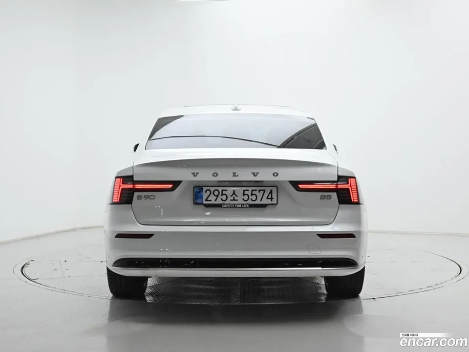 Volvo S90 B5 2026 — thumbnail 4