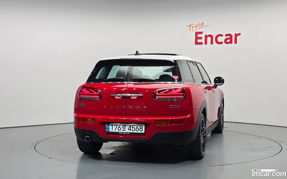 MINI Cooper Clubman 2023 — thumbnail 4
