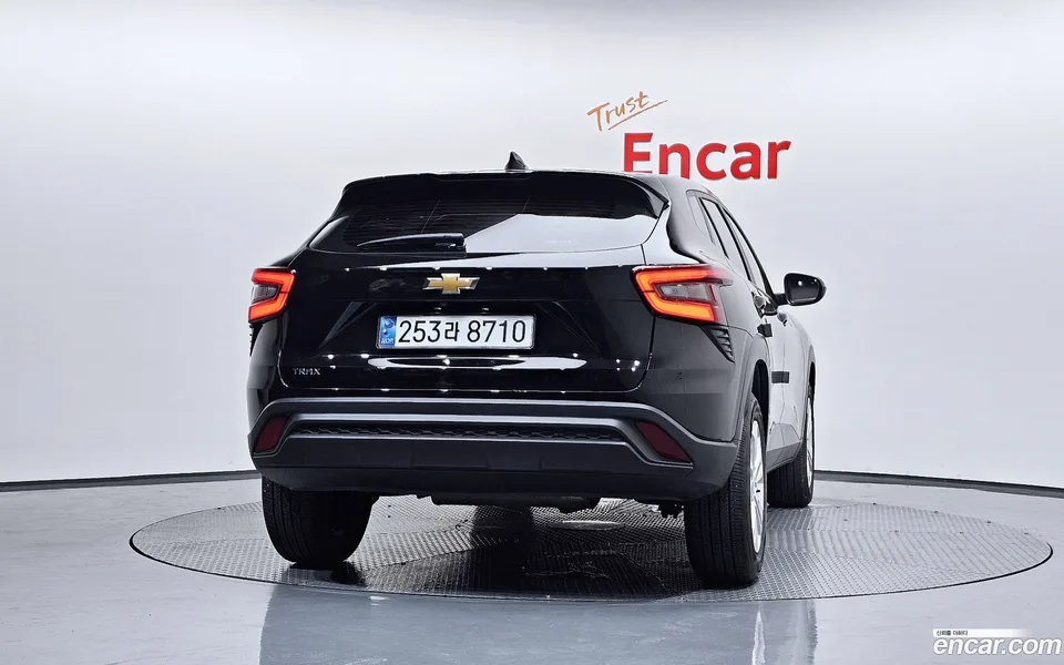 Chevrolet Trax Crossover 1.2 LS 2024 — миниатюра 4