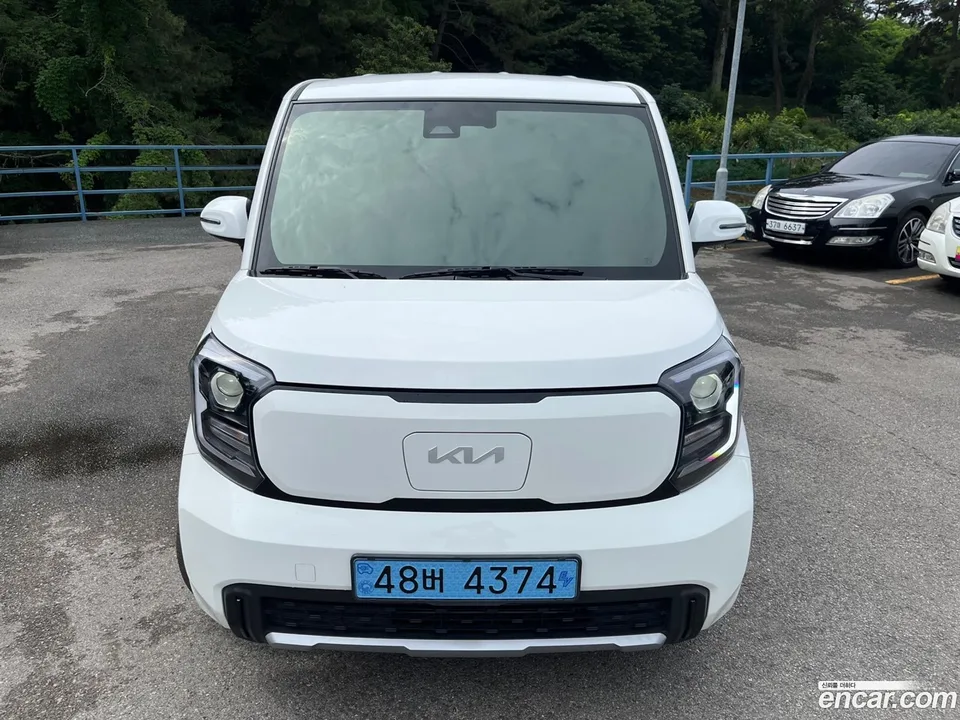 Kia Ray EV 2024 — photo 1, buy with delivery to Moscow