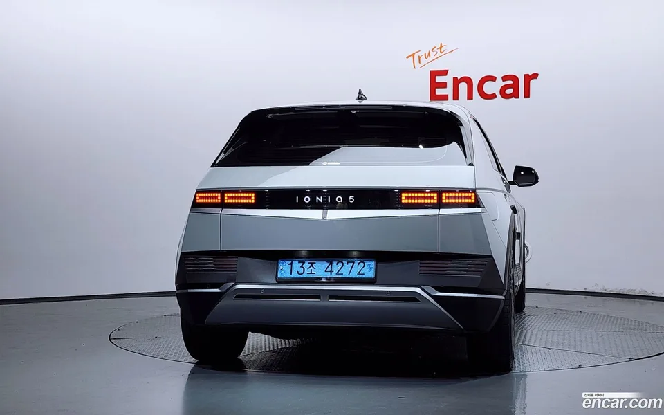 Hyundai Ioniq 5 2022 — thumbnail 4