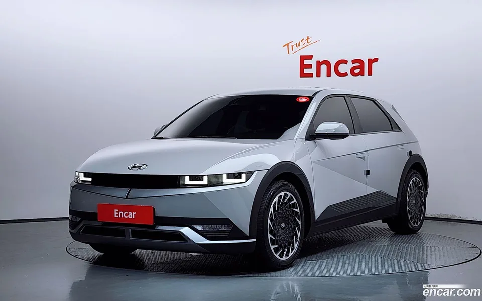 Hyundai Ioniq 5 2022 — photo 1, buy with delivery to Moscow