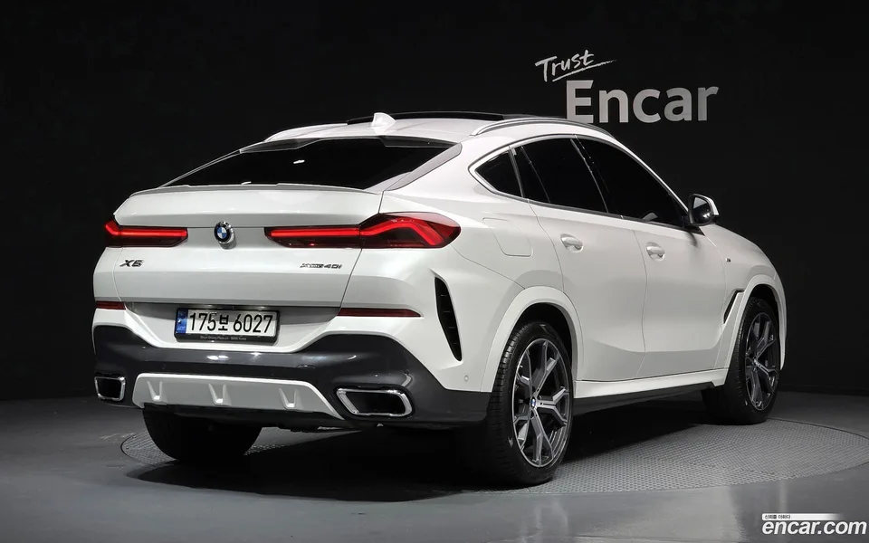 BMW X6 xDrive40i M 2022 — thumbnail 3