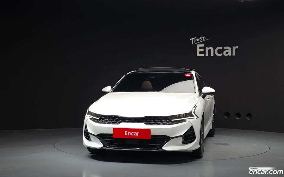 Kia K5 2.0 2022 — thumbnail 3