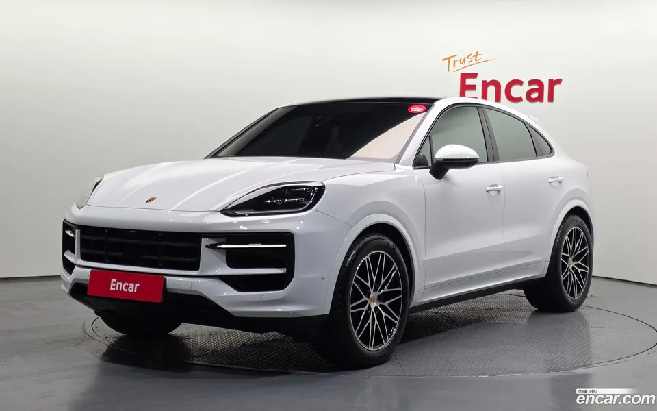 Porsche Cayenne 3.0 2024 — photo 1, buy with delivery to Moscow