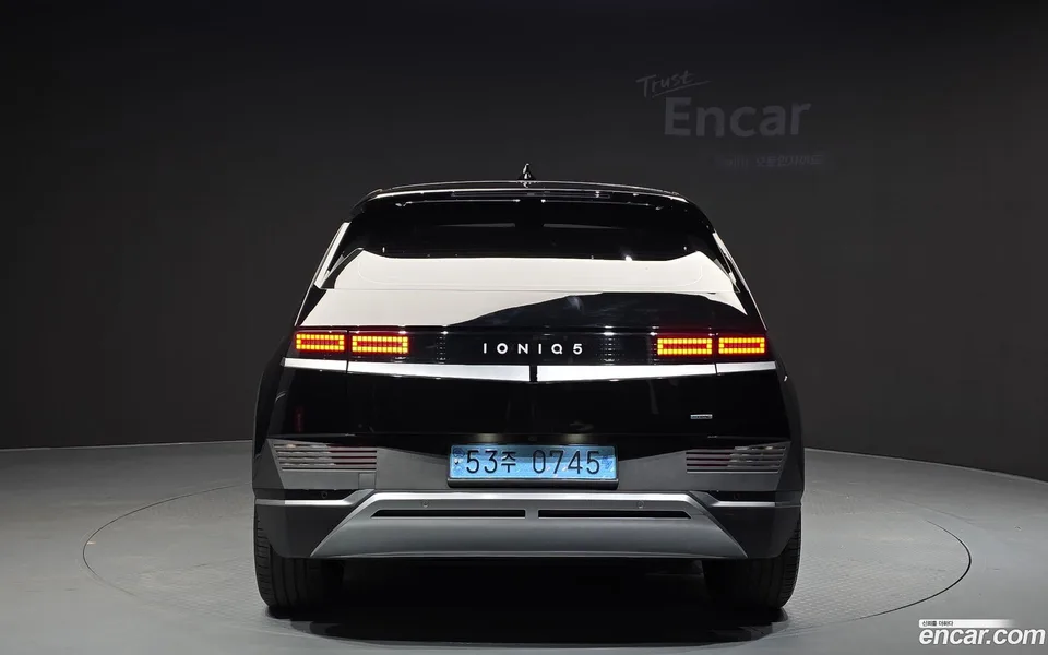 Hyundai Ioniq 5 AWD 2023 — thumbnail 4