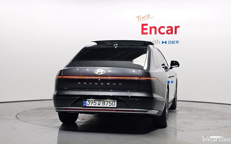 Hyundai Grandeur Hybrid 2023 — thumbnail 4