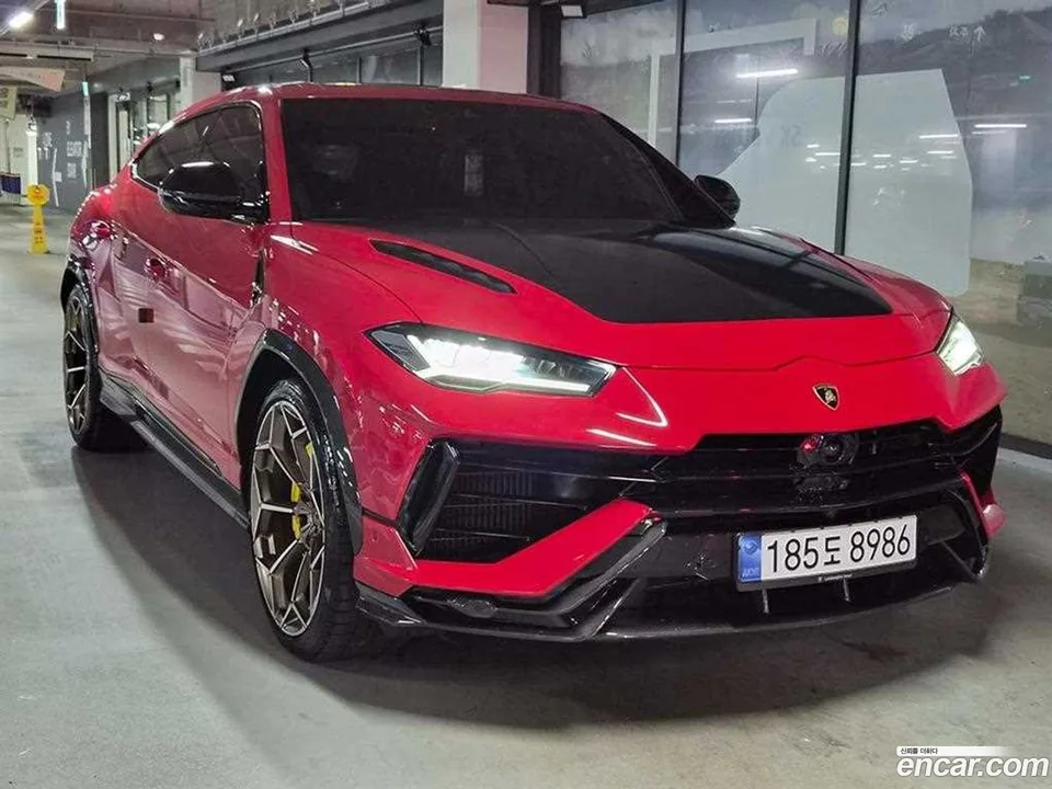 Lamborghini Urus 4.0 V8 2023 — photo 1, buy with delivery to Moscow