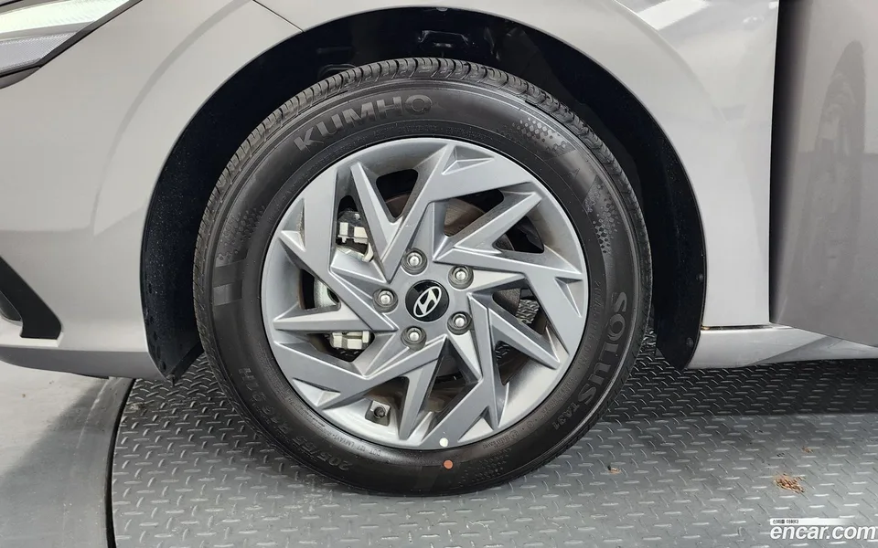 Hyundai Avante CN7 1.6 LPi 2025 — миниатюра 2