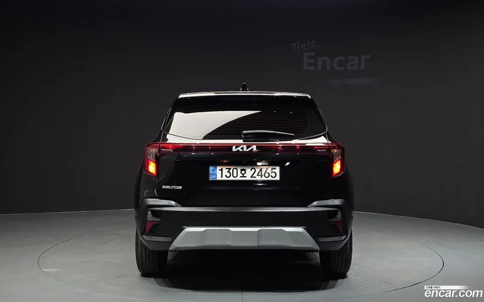 Kia Seltos 1.6 2WD 2023 — миниатюра 4