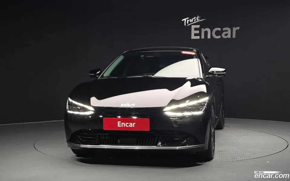 Kia EV6 2023 — thumbnail 3