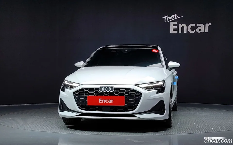 Audi A3 (8Y) 40 TFSI 2025 — thumbnail 3