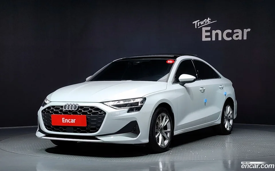 Audi A3 (8Y) 40 TFSI 2025 — photo 1, buy with delivery to Moscow