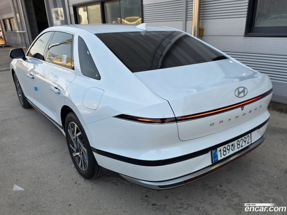 Hyundai Grandeur Hybrid 2026 — thumbnail 3
