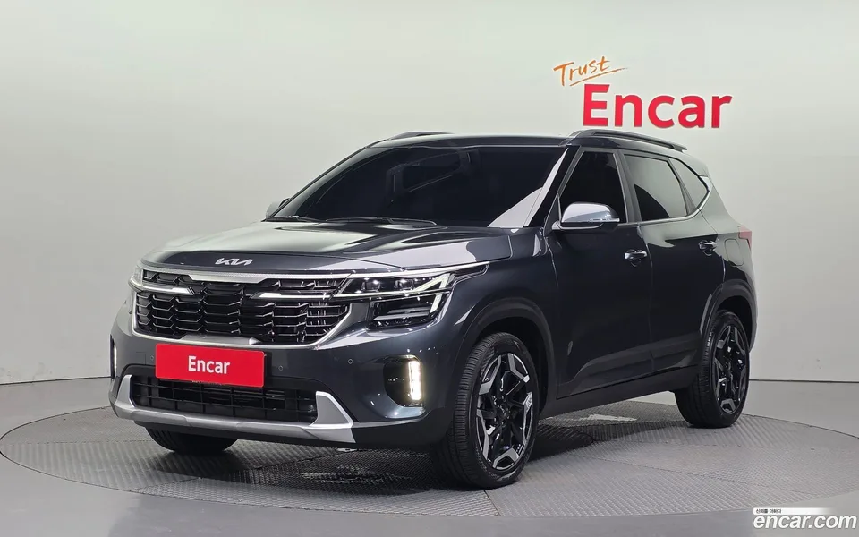 Kia Seltos 1.6 4WD 2024 — photo 1, buy with delivery to Moscow