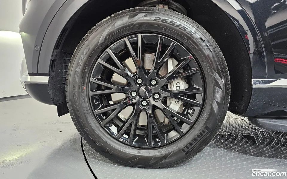 Genesis GV80 2.5T AWD 2024 — миниатюра 2