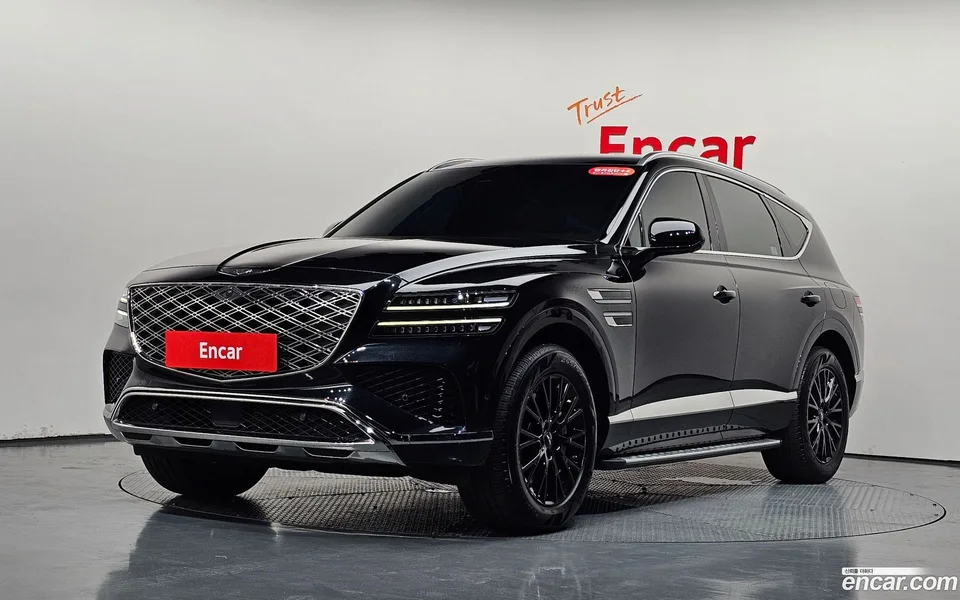Genesis GV80 2.5T AWD 2024 — photo 1, buy with delivery to Moscow