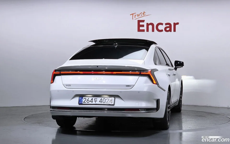 Kia K8 Hybrid 2025 — thumbnail 4