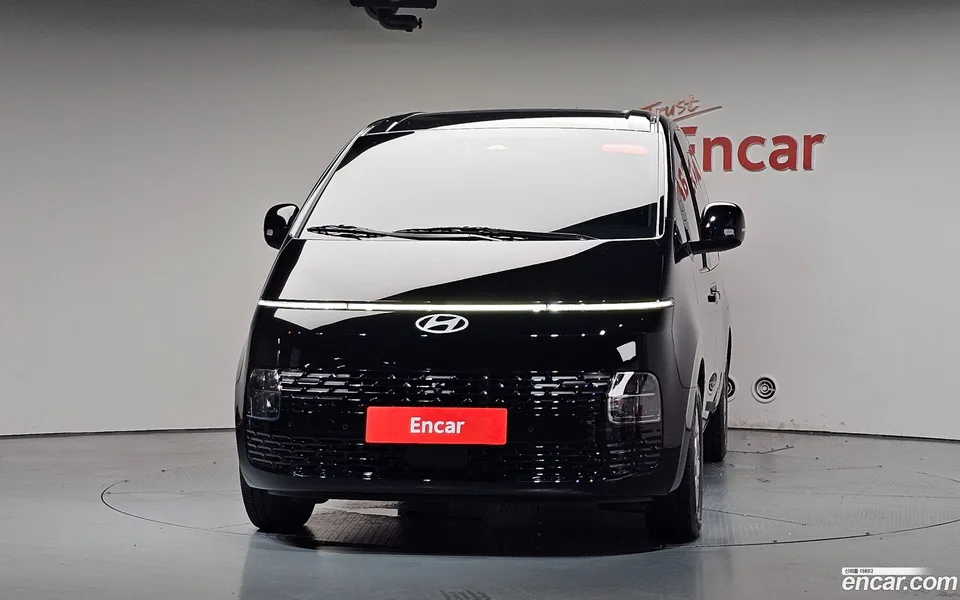Hyundai Staria HEV 1.6 5 2025 — thumbnail 3