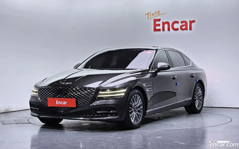 Genesis G80 2.5 AWD 2023 — photo 1, buy with delivery to Moscow