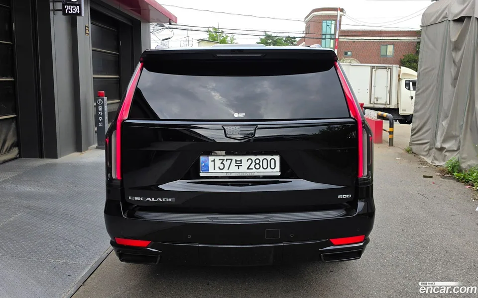 Cadillac Escalade 6.2 ESV 2023 — thumbnail 4