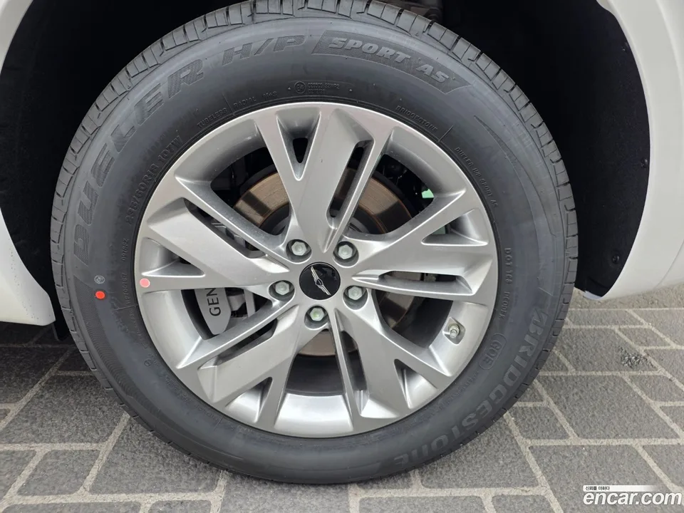 Genesis GV70 2.5T 2WD 2026 — миниатюра 5