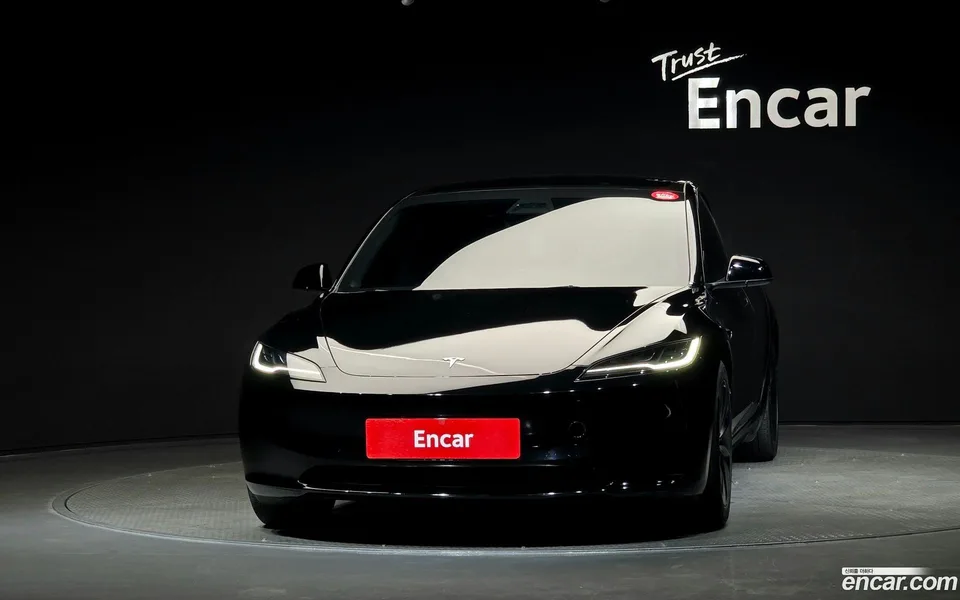 Tesla Model 3 AWD 2024 — thumbnail 3