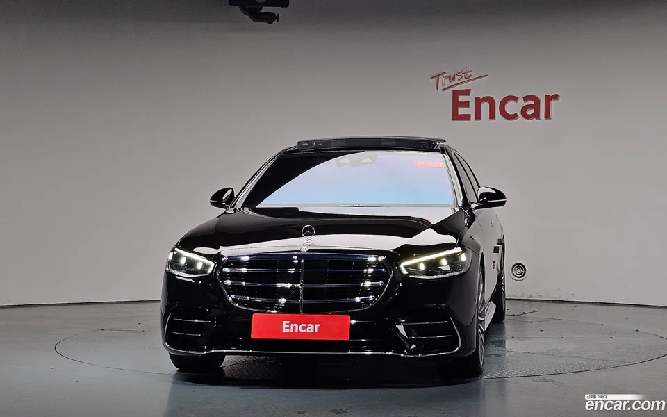 Mercedes-Benz S-Class S500L 4MATIC 2024 — thumbnail 3