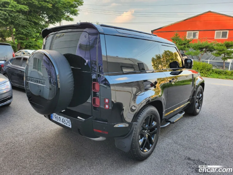 Land Rover Defender 90 D250 XS 2024 — thumbnail 2