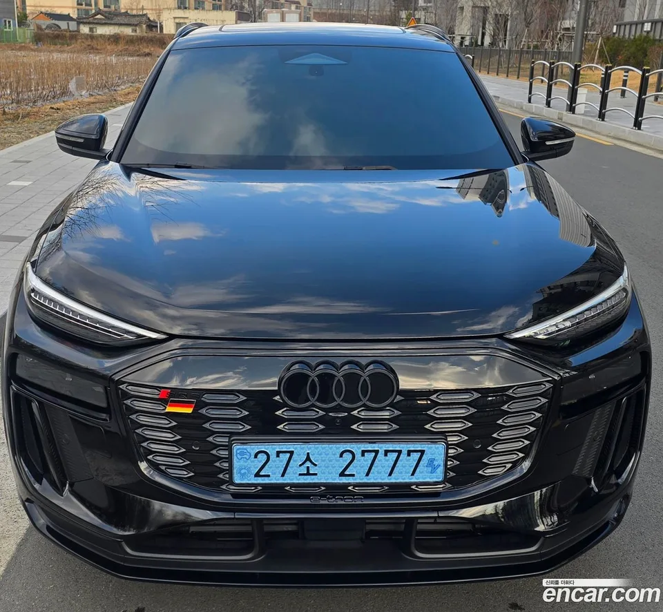 Audi Q6 e- 2025 — thumbnail 3