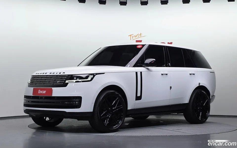 Land Rover Range Rover D350 AB 2022 — photo 1, buy with delivery to Moscow