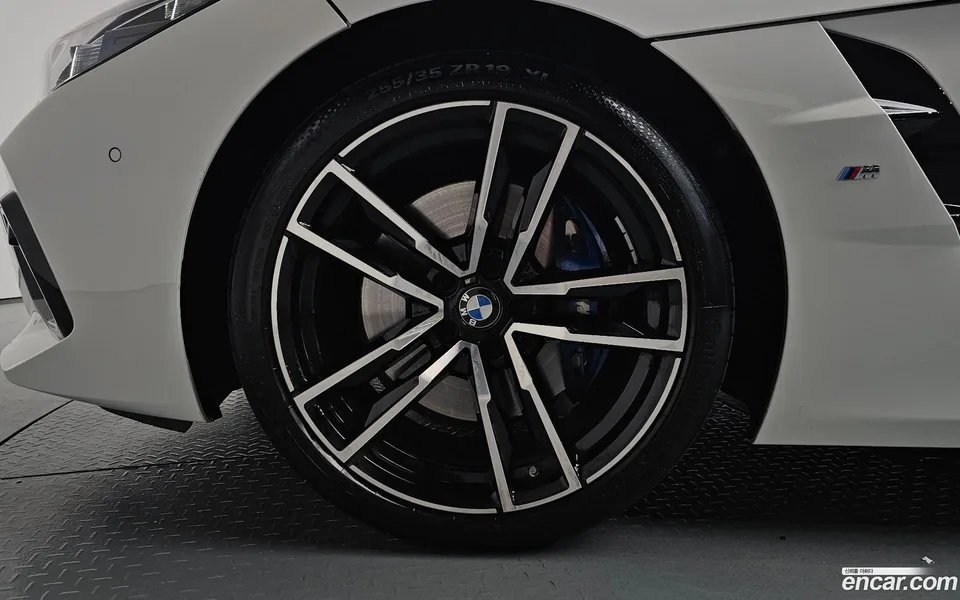 BMW Z4 sDrive20i M 2025 — thumbnail 5